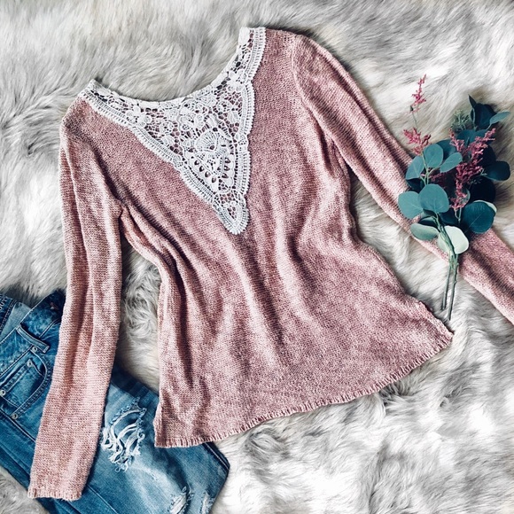 Pink Republic Sweaters - 🌿 Pink Republic Laced Back Sweater 🌿